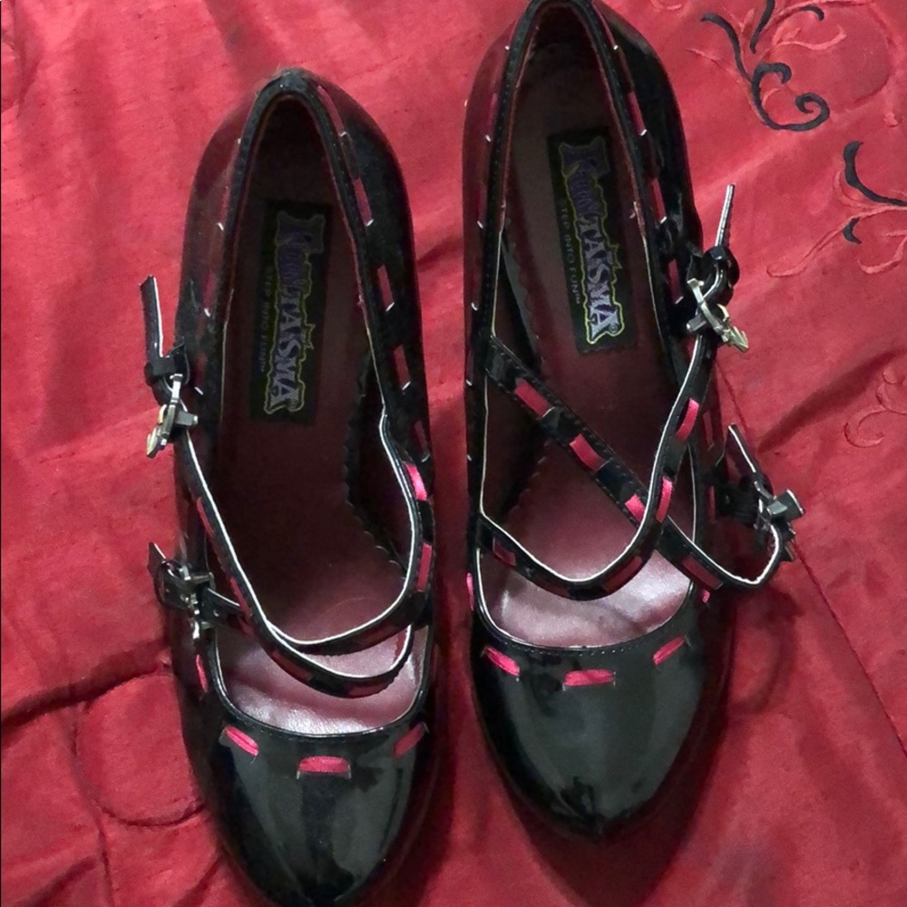 High heels - Picture 4 of 6